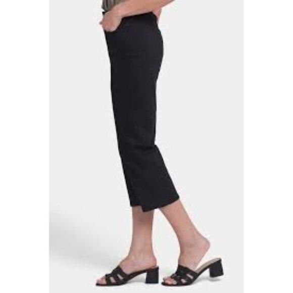NYDJ Joni Black Capri Jeans Stretch Hi-Rise Cropped Pants 6 NWT - Picture 1 of 9